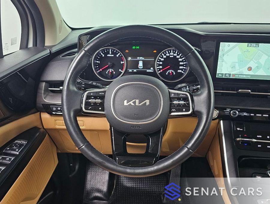 Kia Carnival 9-Seater Prestige 2WD