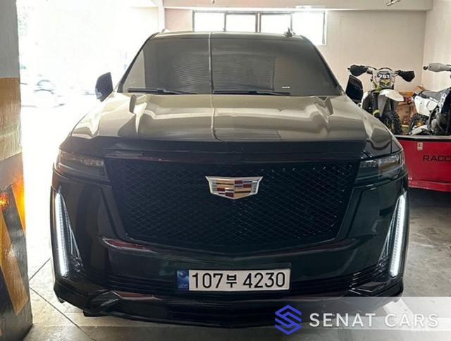 Cadillac Escalade 6.2 Sports Platinum 2WD