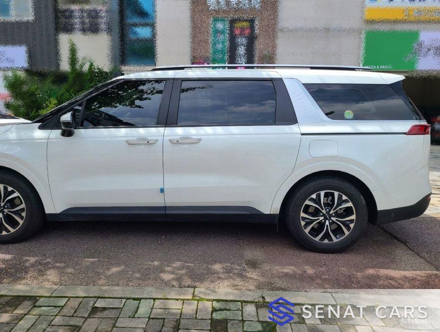 Kia Carnival 9-Seater Prestige 2WD