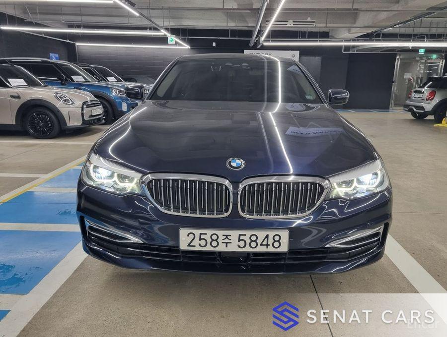 BMW 5-Series 520i Luxury 2WD