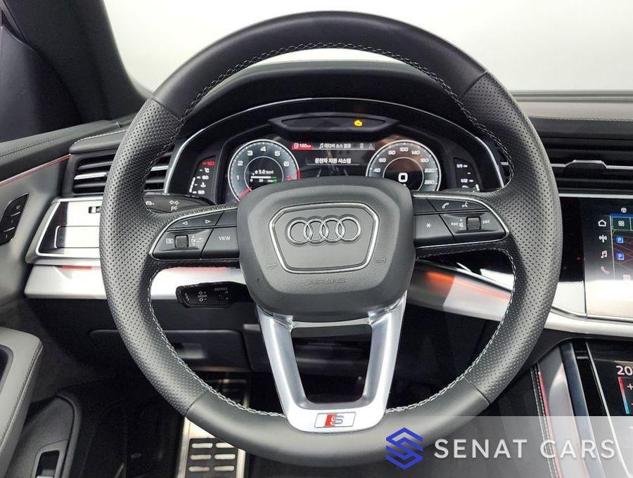 Audi Q8 55 TFSI Quattro Premium 4WD