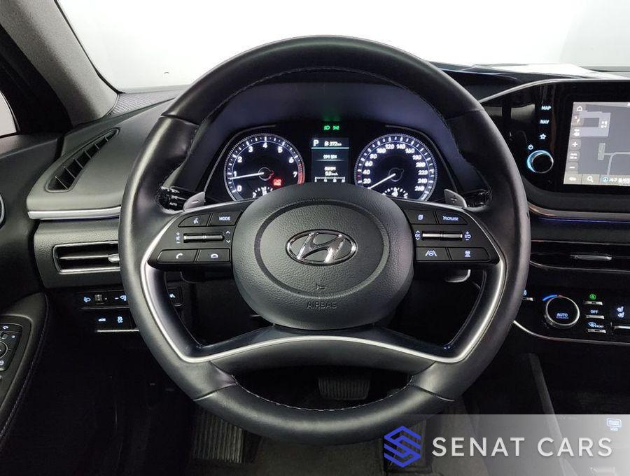 Hyundai Sonata 2.0 Premium Plus 2WD