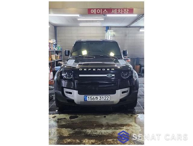 Land Rover Defender 110 D300 HSE 2WD