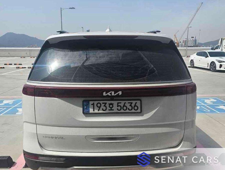 Kia Carnival 9-Seater Signature 2WD