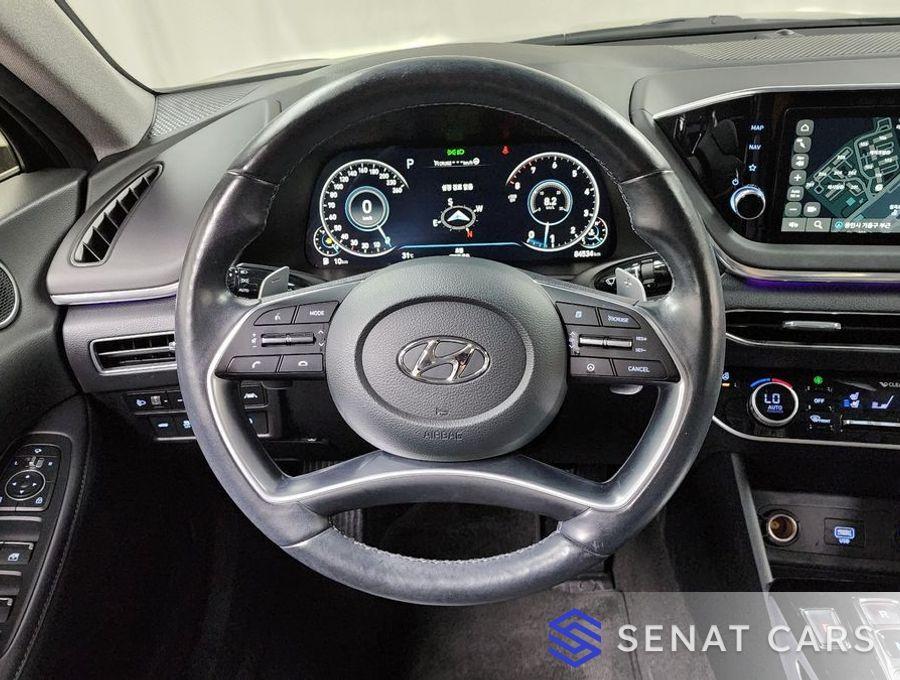 Hyundai Sonata 2.0 Premium Plus 2WD