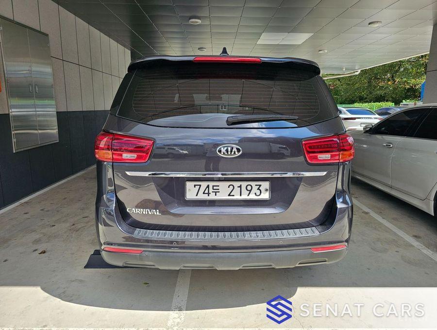 Kia Carnival Gasoline 11-Seater Prestige 2WD