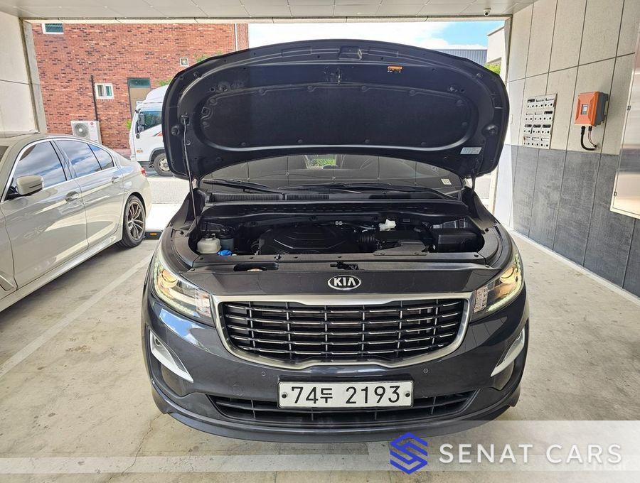 Kia Carnival Gasoline 11-Seater Prestige 2WD