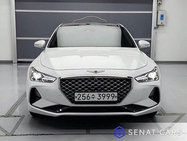 Genesis G70 2.0T Elite AWD