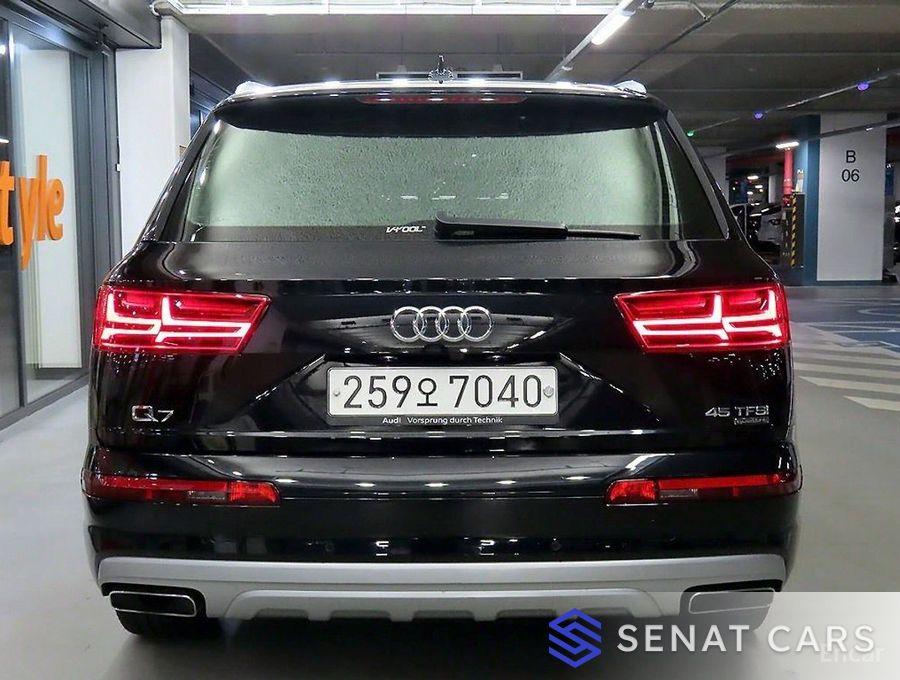 Audi Q7 45 TFSI Quattro 4WD