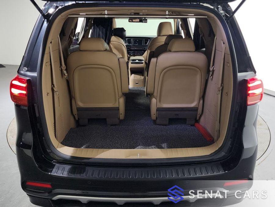 Kia Carnival 9-Seater Hi-Limousine Luxury 2WD