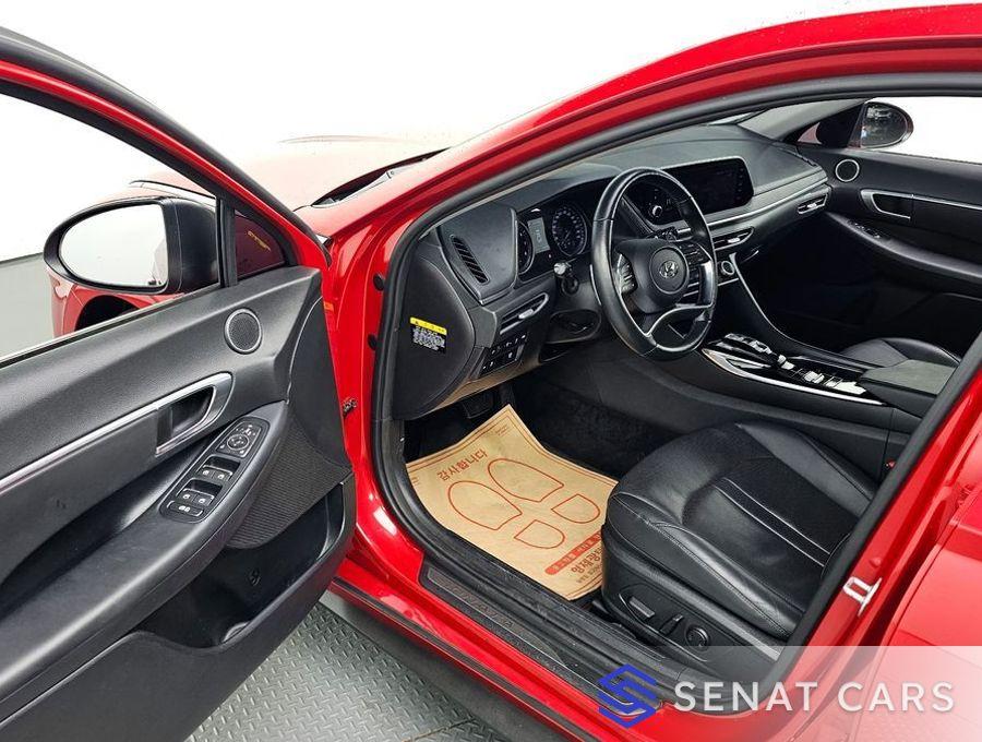 Hyundai Sonata 2.0 Premium 2WD