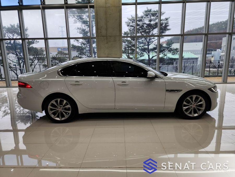 Jaguar XF 20d Portfolio AWD