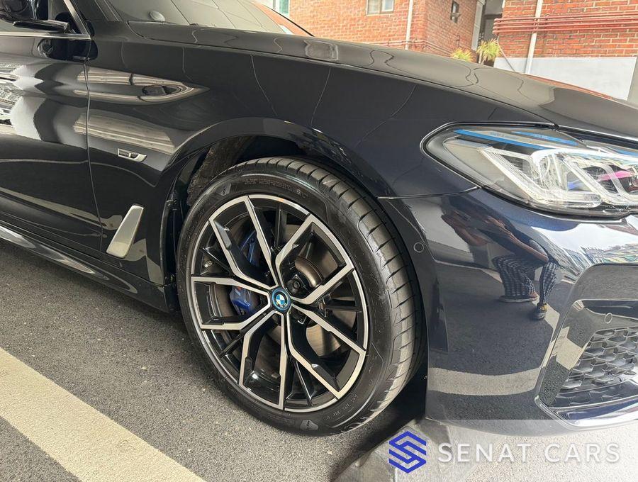 BMW 5-Series 530e M Sport 2WD