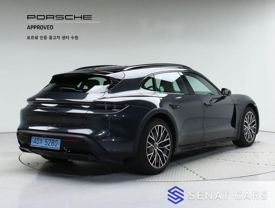 Porsche Taycan Turbo Cross Turismo 2WD