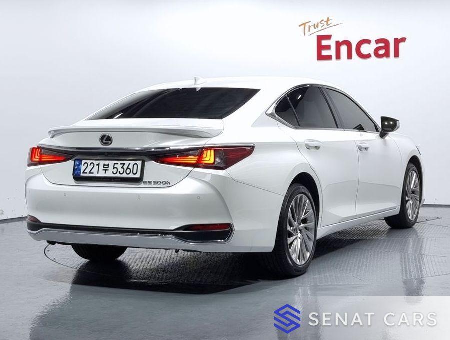 Lexus ES Luxury Plus 2WD