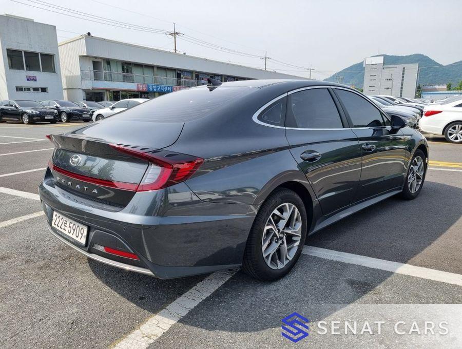 Hyundai Sonata 2.0 Premium Family 2WD