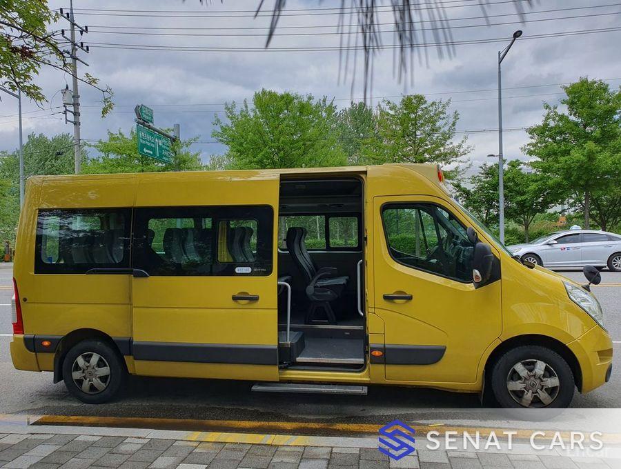 Renault-KoreaSamsung Master School Bus 15-Seater 2WD