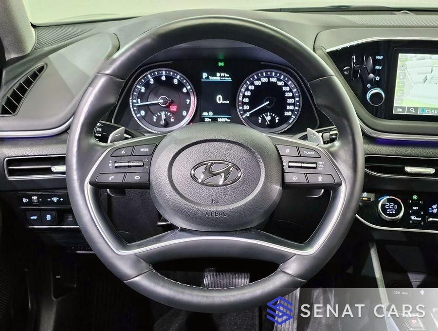 Hyundai Sonata 2.0 Premium Plus 2WD