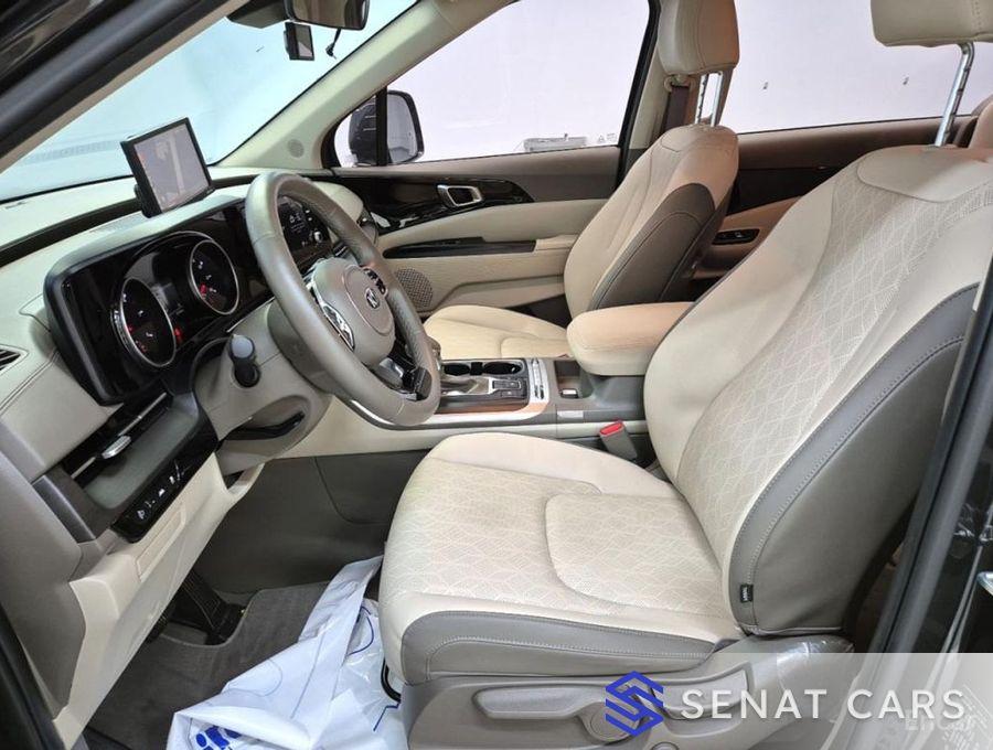 Kia Carnival 11-Seater Prestige 2WD