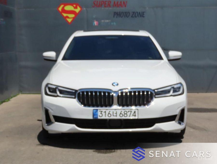 BMW 5-Series 520i Luxury 2WD