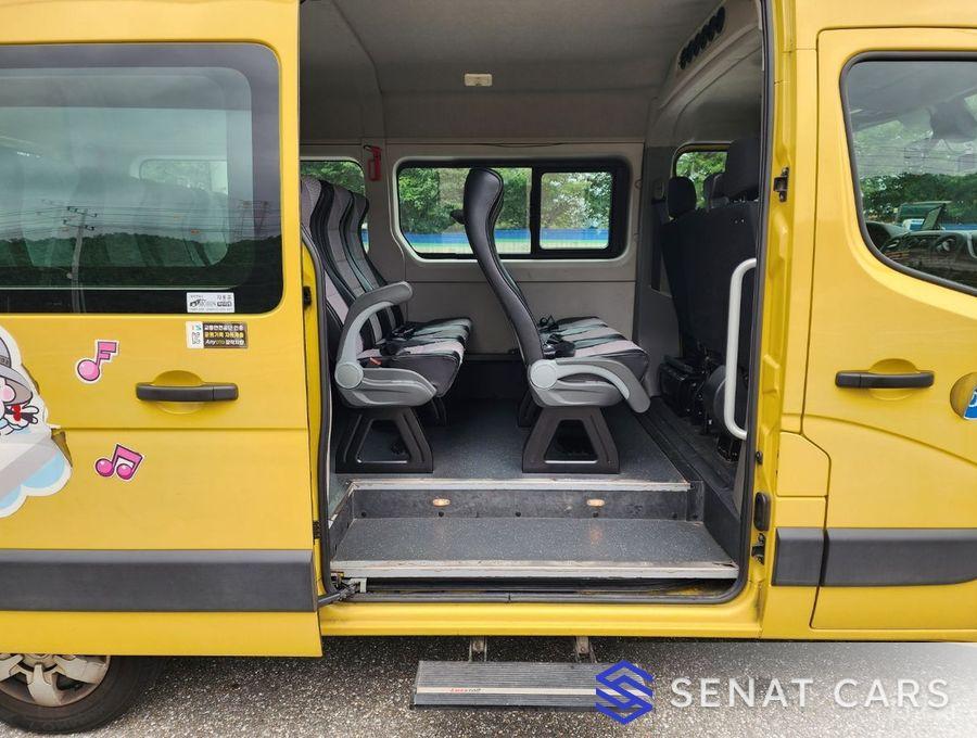 Renault-KoreaSamsung Master School Bus 13-Seater 2WD