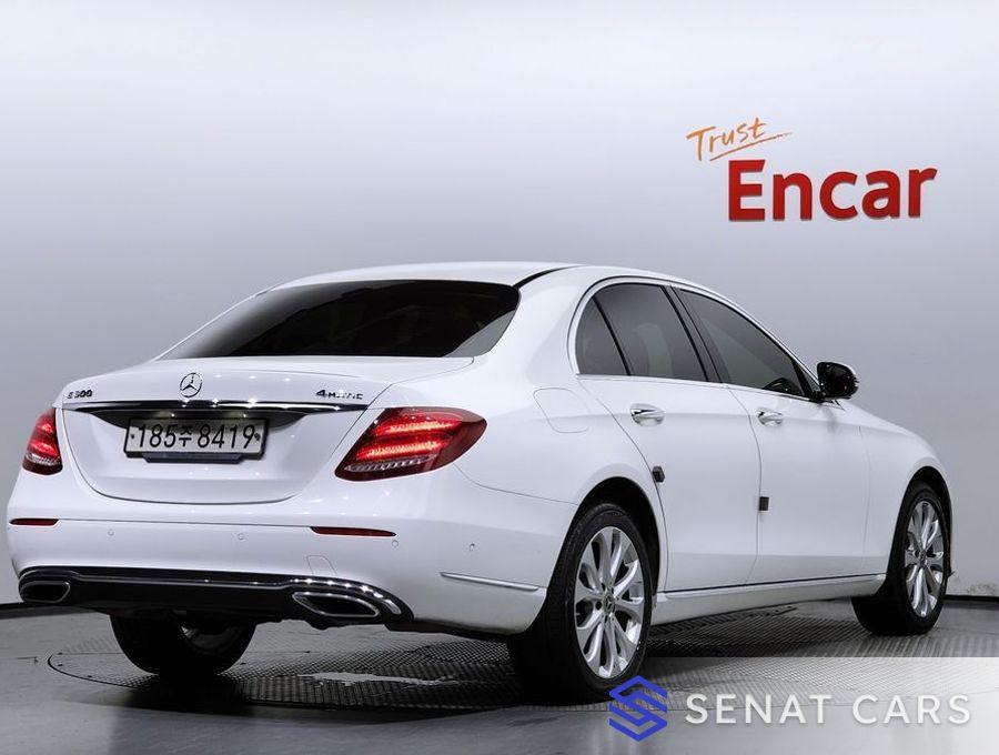 Mercedes-Benz E-Class E300 4MATIC Exclusive 4WD