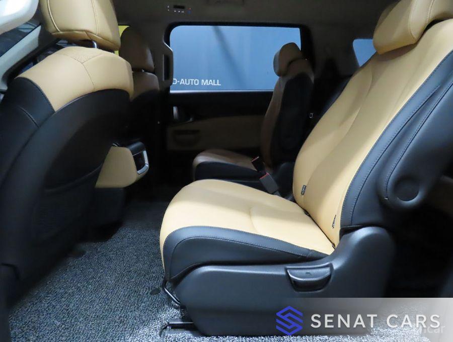 Kia Carnival 9-Seater Prestige 2WD