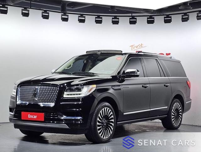 Lincoln Navigator 3.5L Black Label 2WD