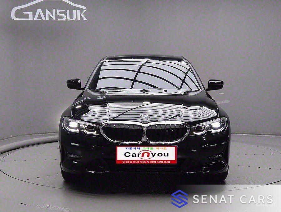 BMW 3-Series 320i 2WD