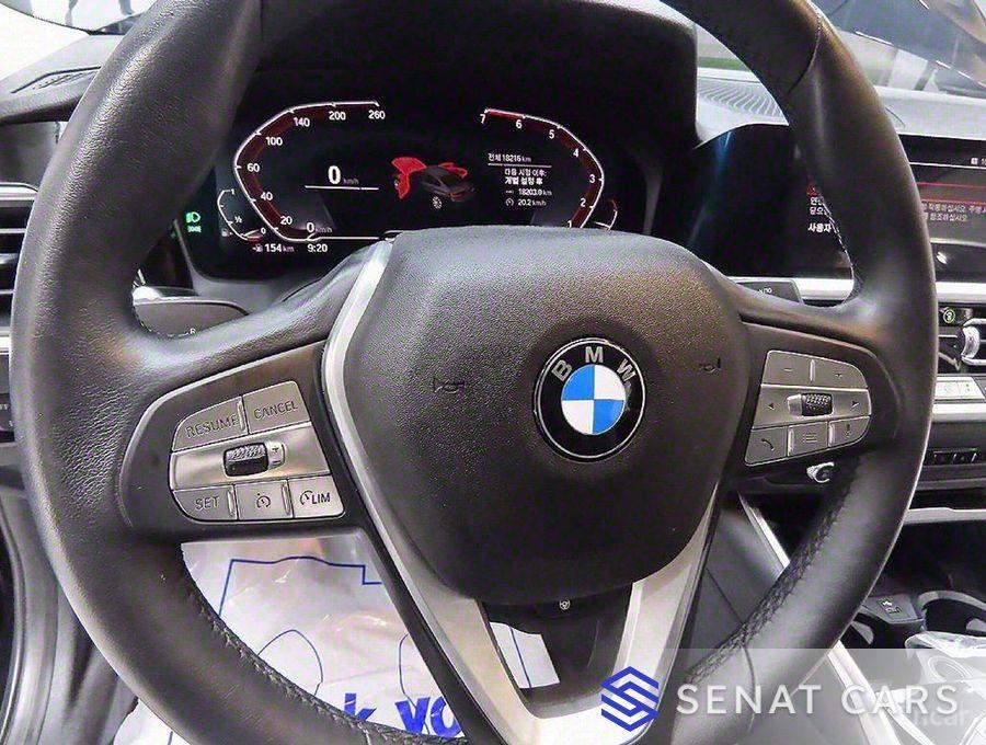 BMW 3-Series 320i 2WD