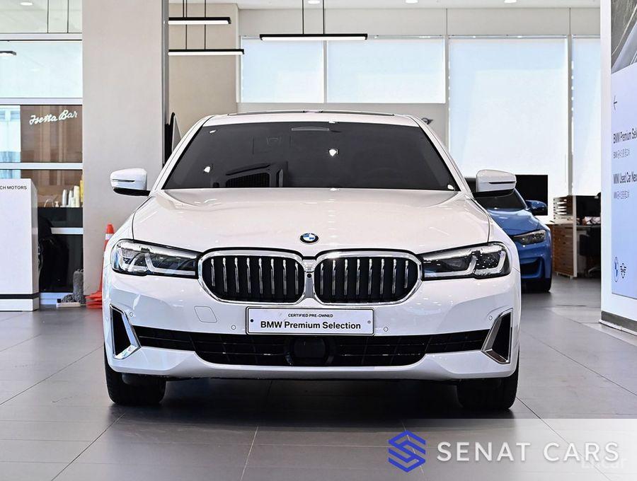 BMW 5-Series 520i Luxury 2WD