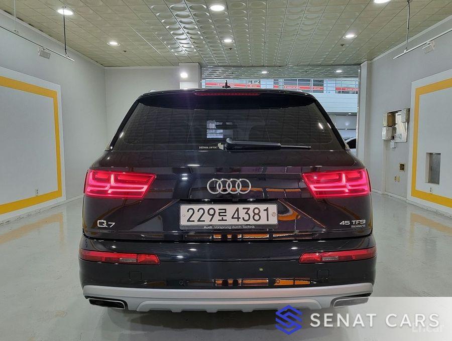 Audi Q7 45 TFSI Quattro 4WD