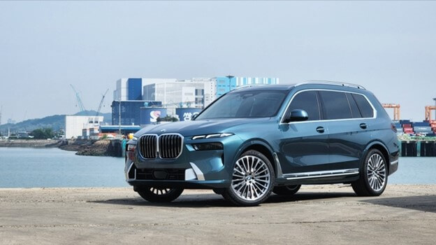 Тест-драйв BMW X7 LCI Xdrive40i: смелые изменения — это выражение уверенности.